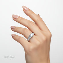 Carica l'immagine nel visualizzatore di Gallery, Anello di Fidanzamento/Anniversario Mod S31